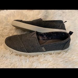 Bobs sketchers gray slip on shoes